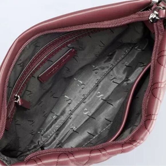 Simply Vera Vera Wang REMSEN Burgundy Quilted Crossbody Bag - Picture 5 of 15